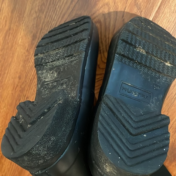 Black Hunter rubber and fabric tall boots, sz 7 gently used - Picture 7 of 8